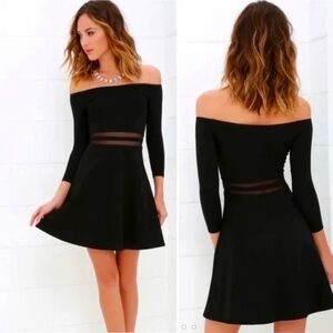 Lulus little black skater off shoulder mini dress with mesh waist size small